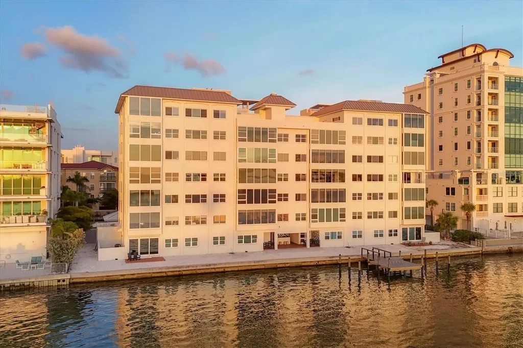 226 Golden Gate Point Sarasota FL 34236