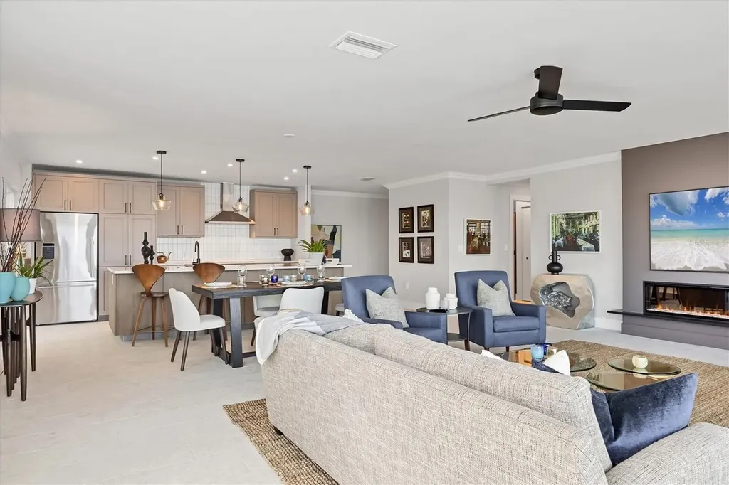 226 Golden Gate Point Sarasota FL 34236