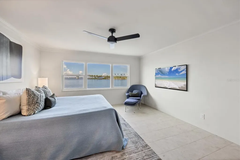 226 Golden Gate Point Sarasota FL 34236