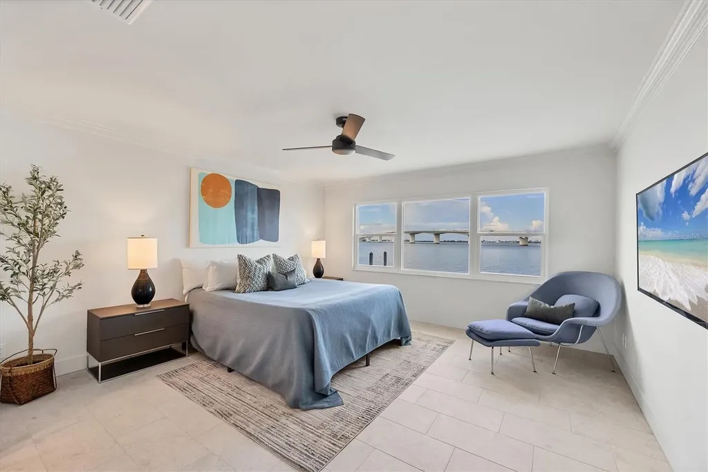 226 Golden Gate Point Sarasota FL 34236