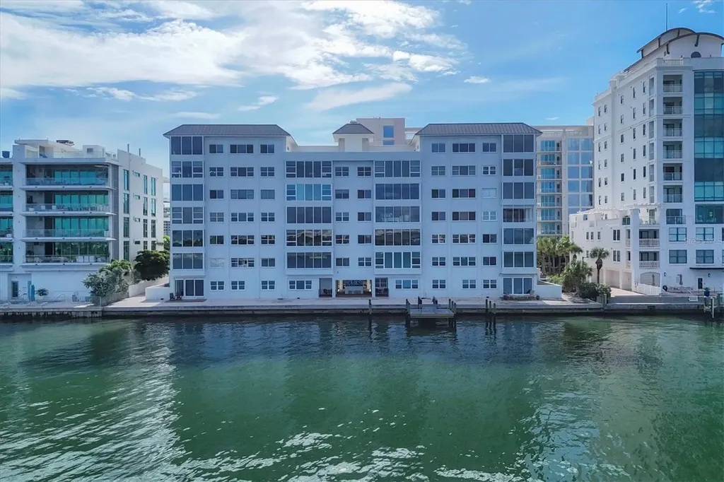 226 Golden Gate Point Sarasota FL 34236