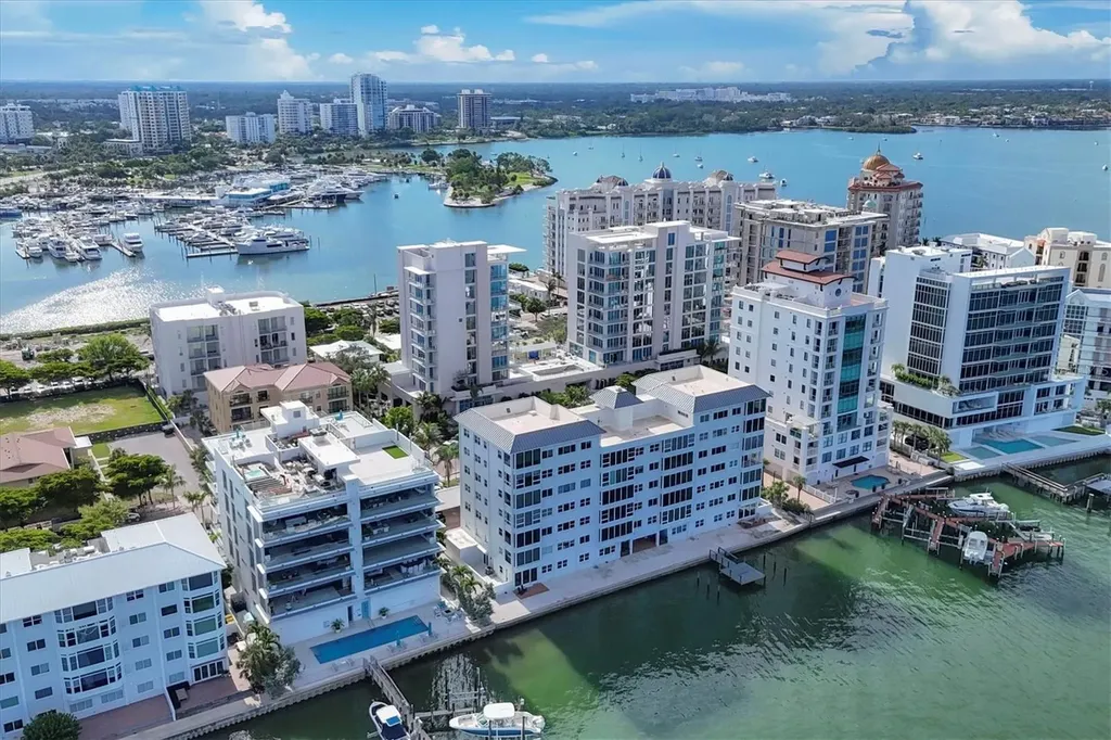 226 Golden Gate Point Sarasota FL 34236