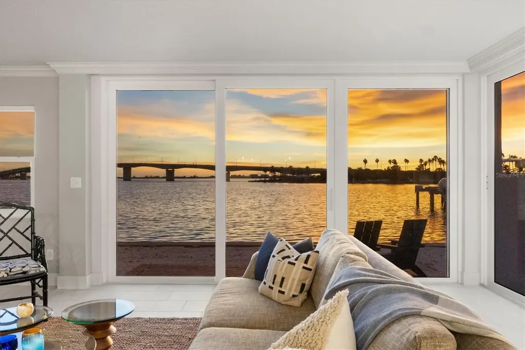 226 Golden Gate Point Sarasota FL 34236