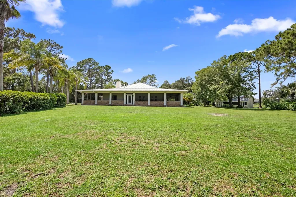 2659 Pioneer Trail New Smyrna Beach FL 32168