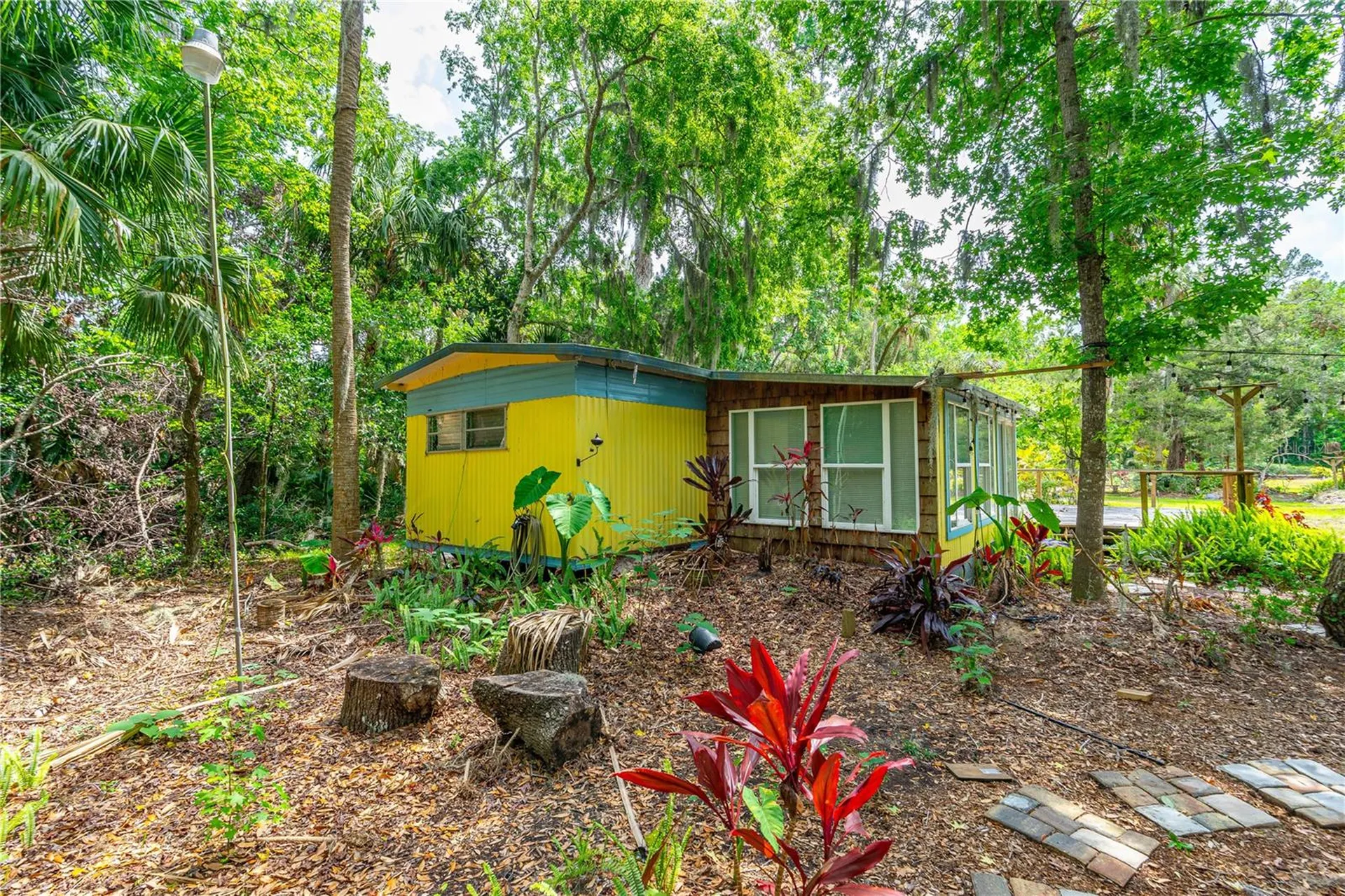 849 Terrace Avenue Daytona Beach FL 32114