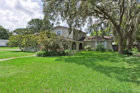 11320 Carrollwood Estates Drive Tampa FL 33618