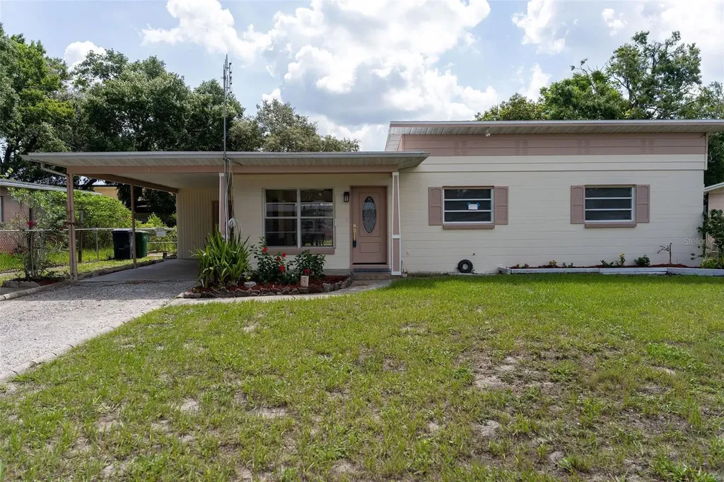 10911 N Dixon Avenue Tampa FL 33612