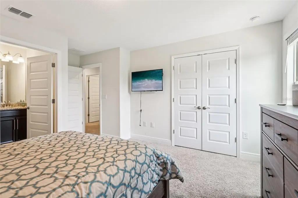 1833 Benoit Terrace Davenport FL 33837