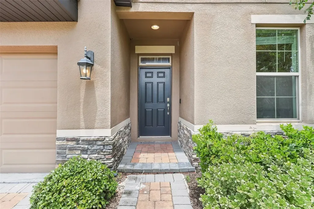 1833 Benoit Terrace Davenport FL 33837