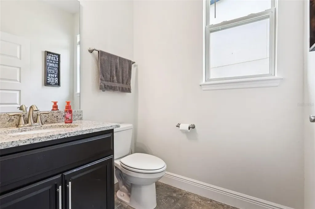 1833 Benoit Terrace Davenport FL 33837