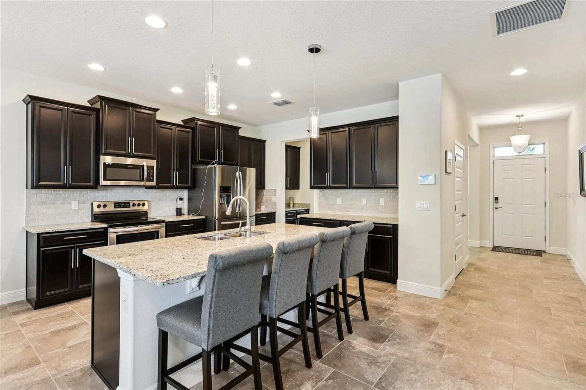 1833 Benoit Terrace Davenport FL 33837