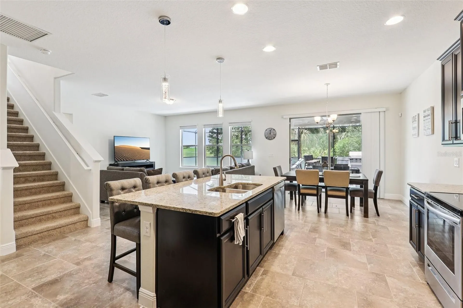 1833 Benoit Terrace Davenport FL 33837