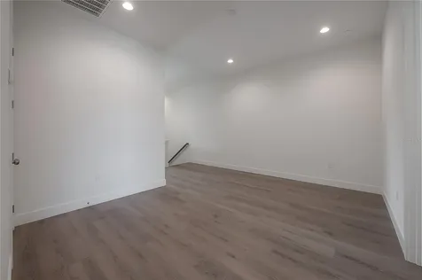 5530 N 9th Street Tampa FL 33604