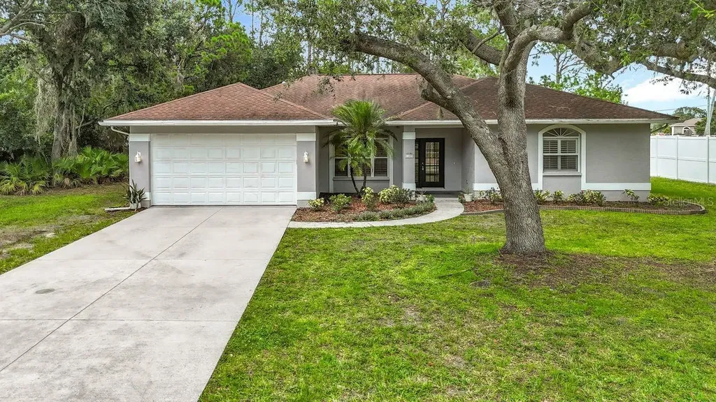 1103 Woodview Way Bradenton FL 34212