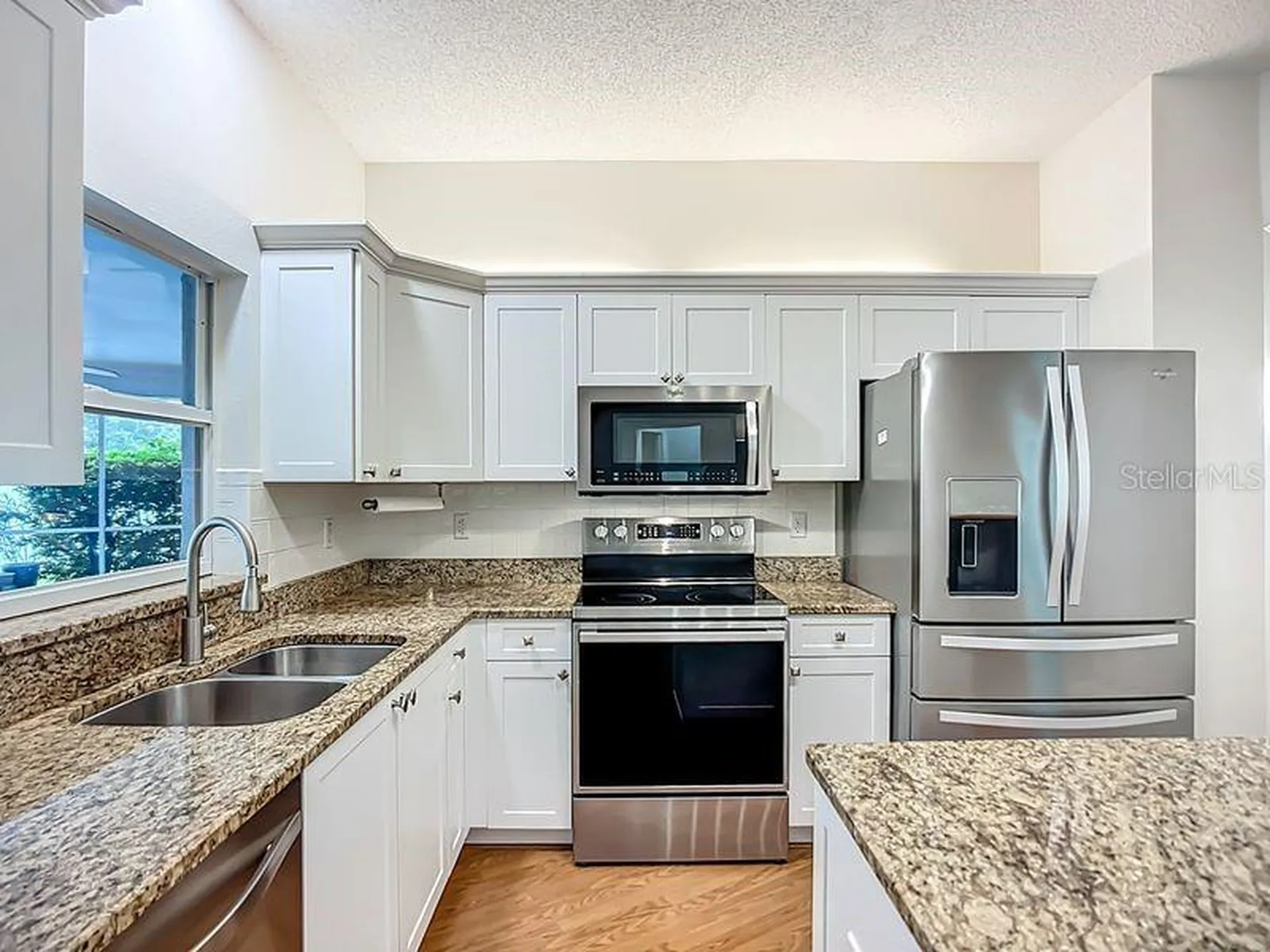 1103 Woodview Way Bradenton FL 34212