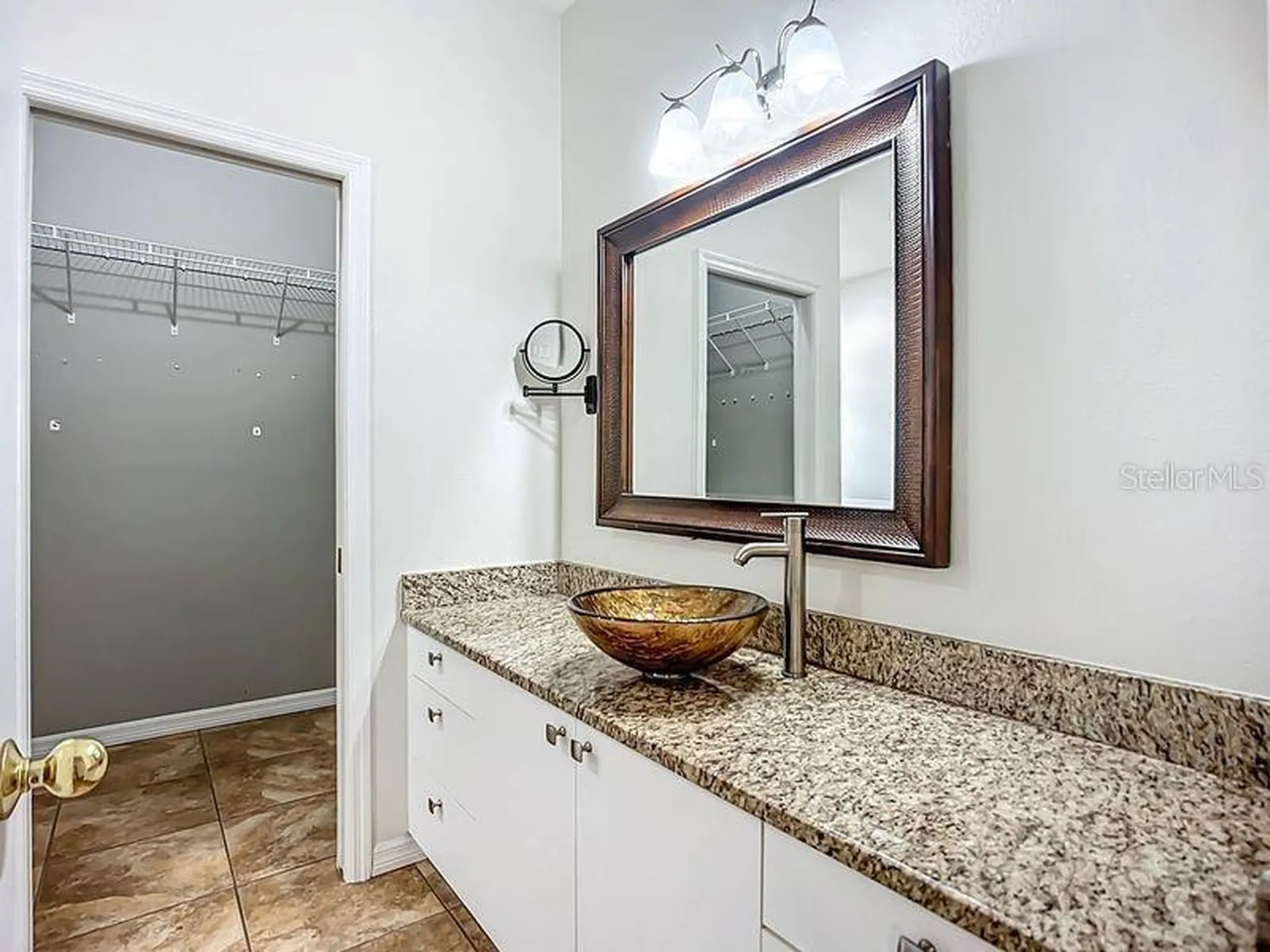 1103 Woodview Way Bradenton FL 34212