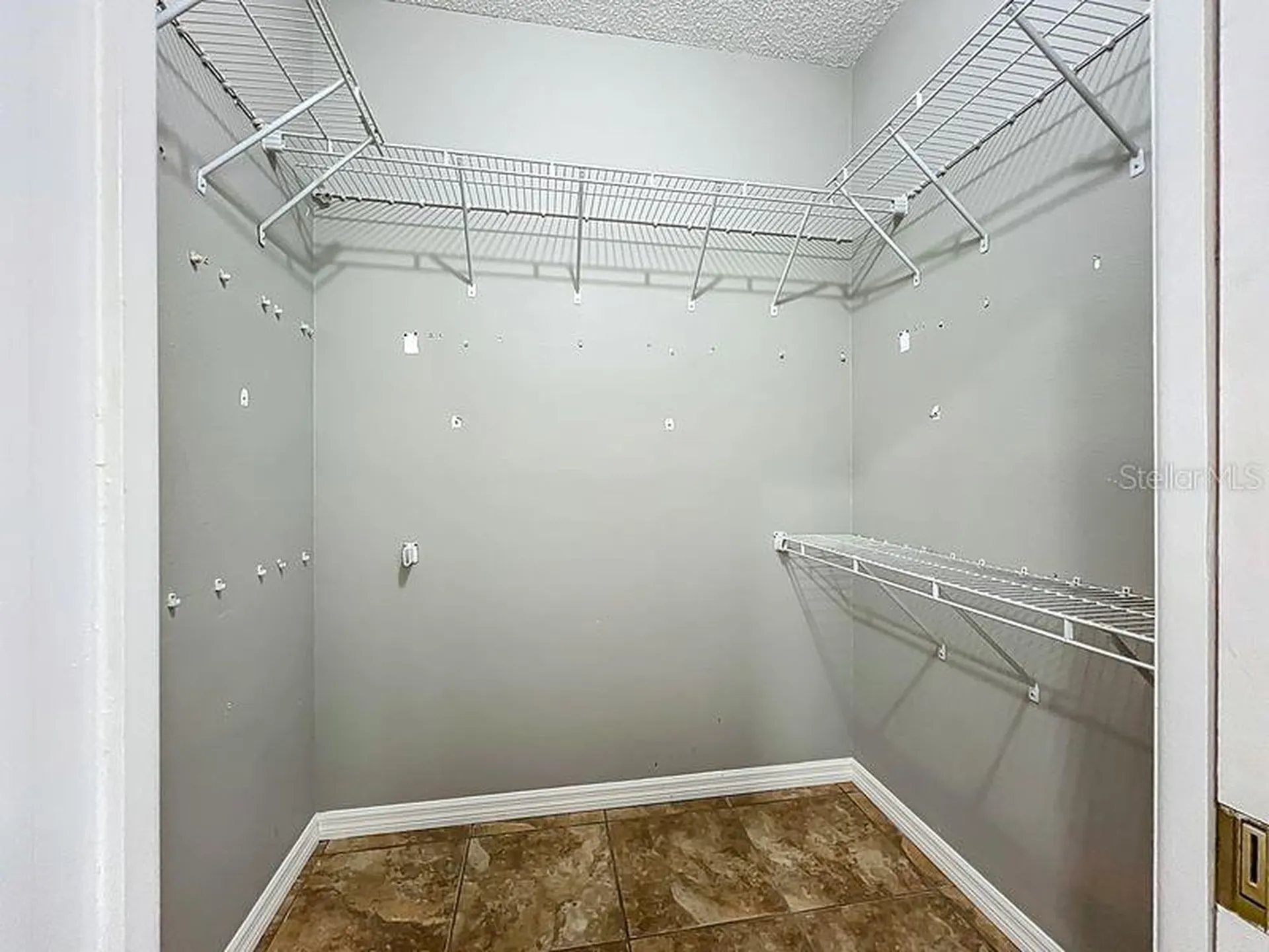 1103 Woodview Way Bradenton FL 34212