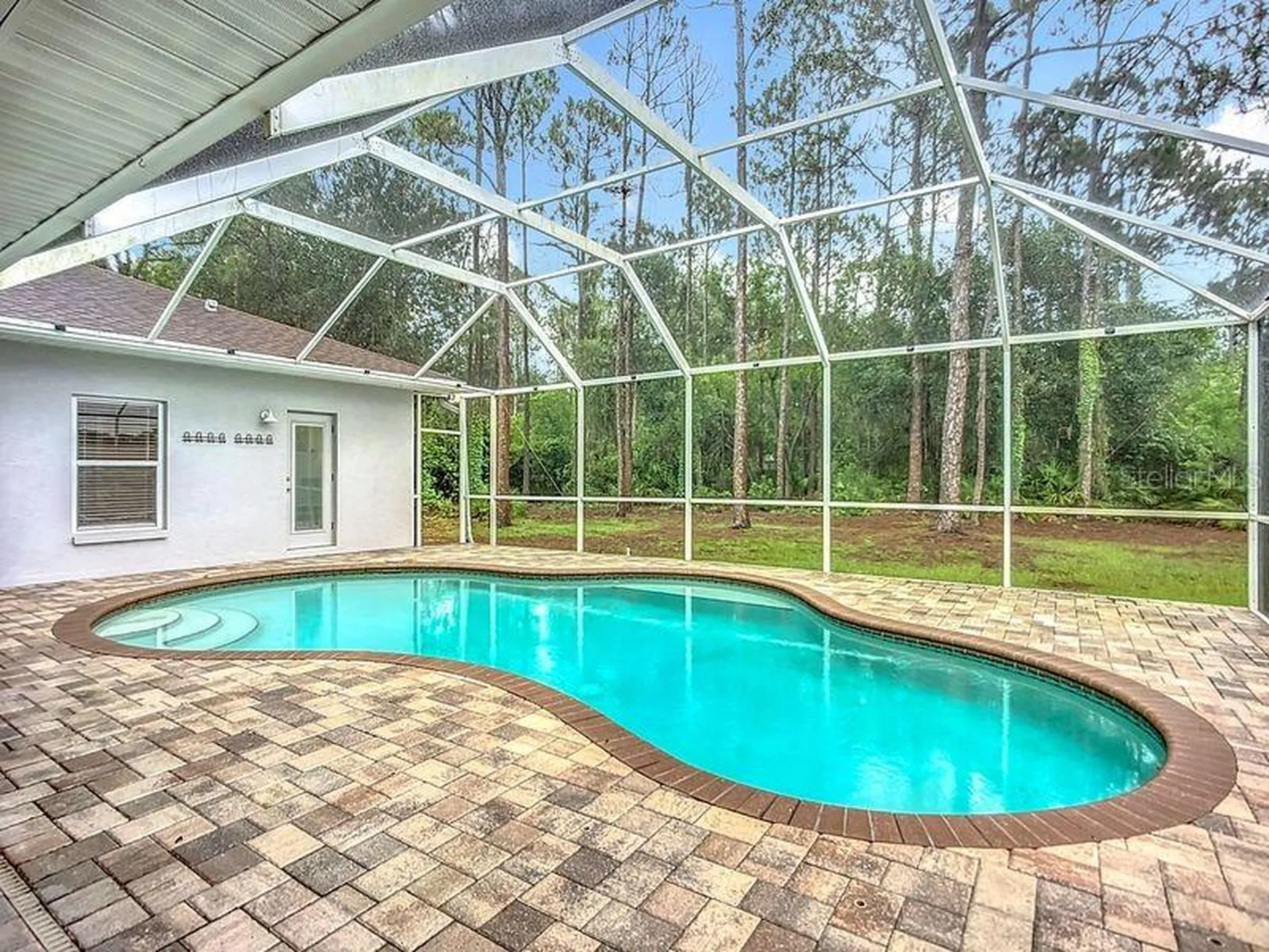 1103 Woodview Way Bradenton FL 34212