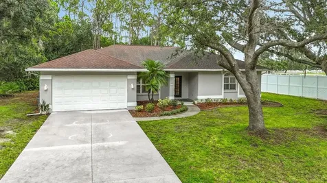 1103 Woodview Way Bradenton FL 34212