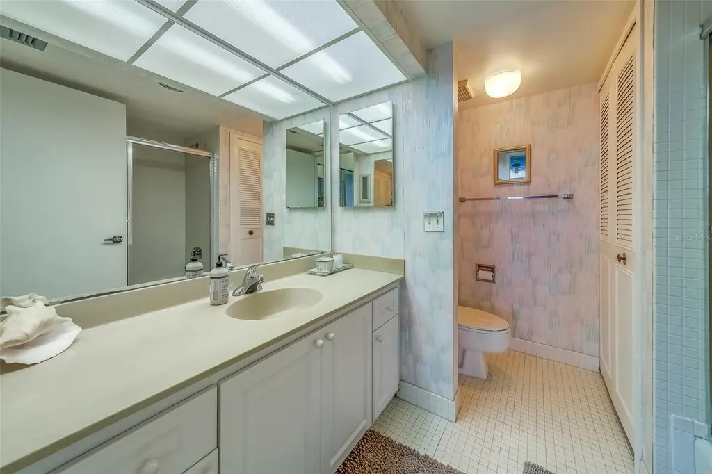 400 Island Way Clearwater Beach FL 33767