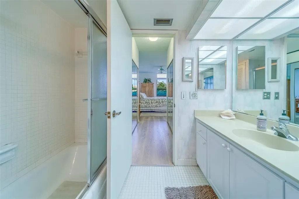 400 Island Way Clearwater Beach FL 33767