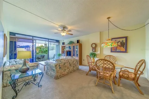 400 Island Way Clearwater Beach FL 33767