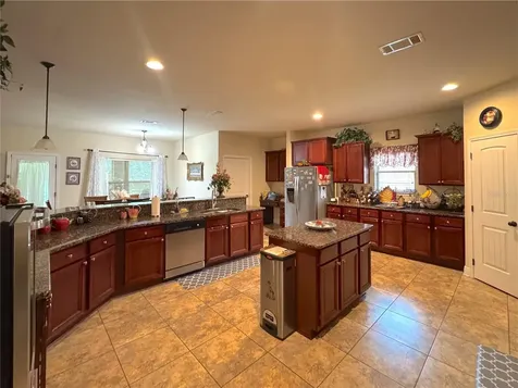 223 Paradise Palm Circle Crestview FL 32536