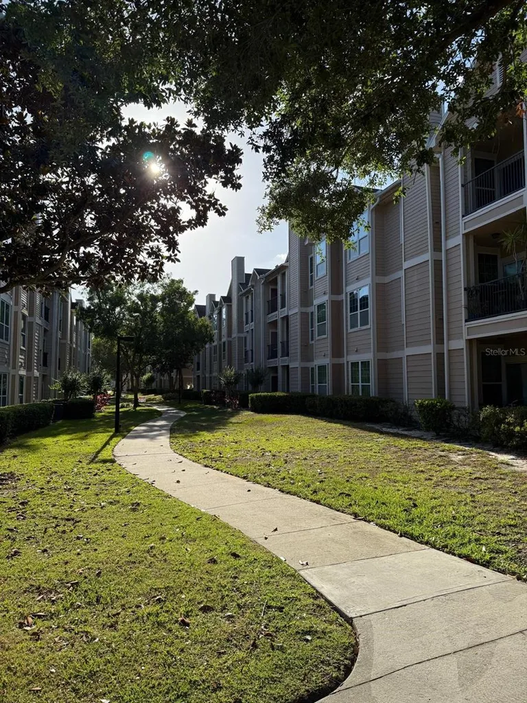 2015 Erving Circle Ocoee FL 34761