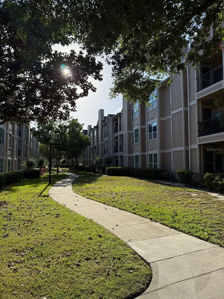 2015 Erving Circle Ocoee FL 34761