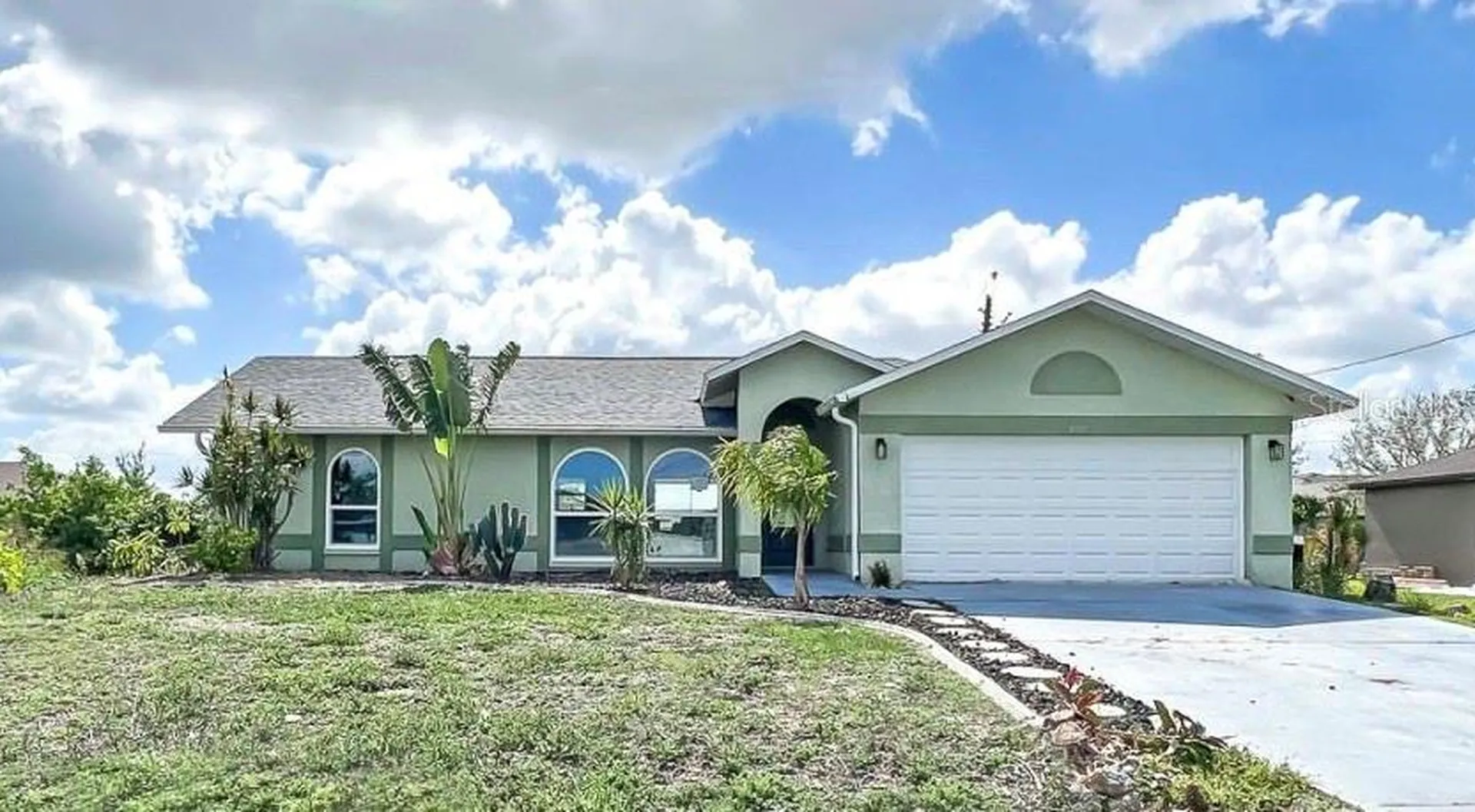 2727 SW 18th Place Cape Coral FL 33914