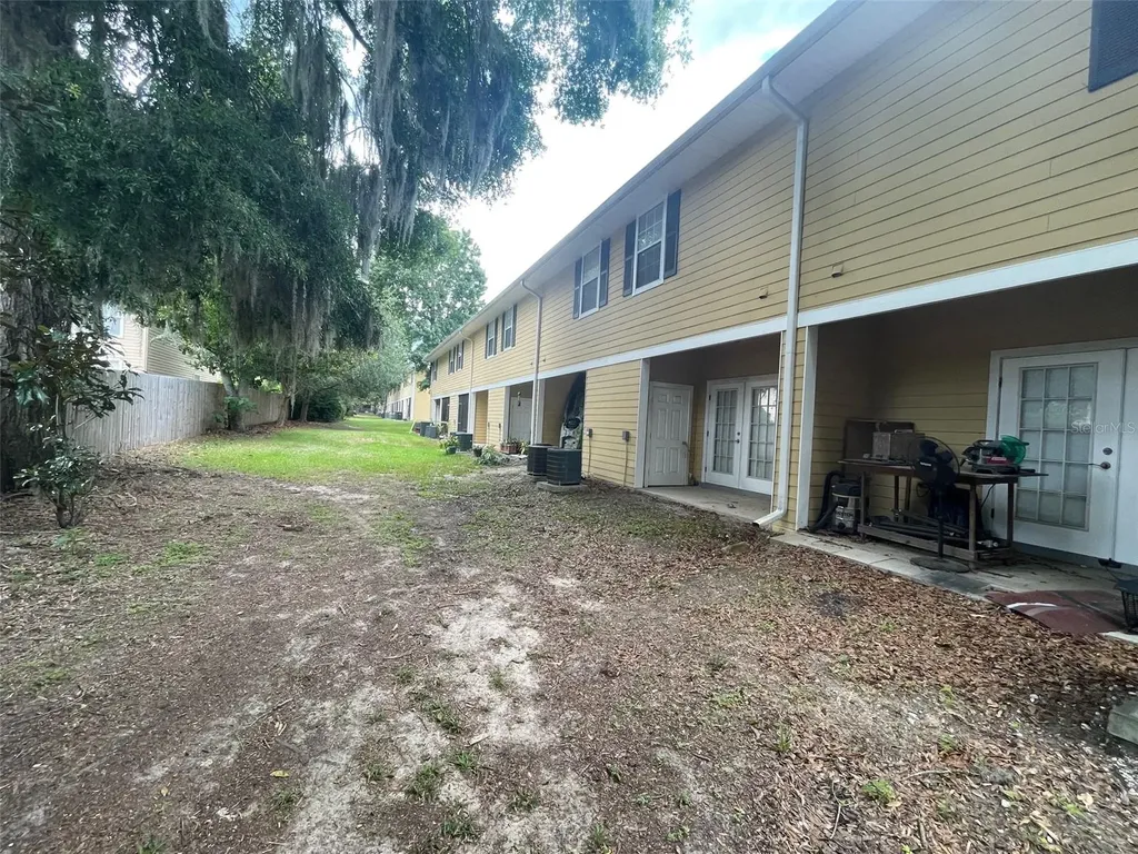 2945 SW 35th Place Gainesville FL 32608