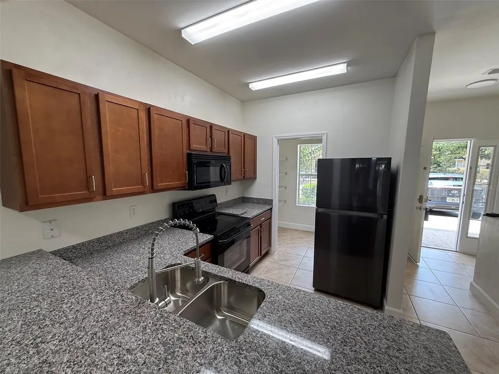 2945 SW 35th Place Gainesville FL 32608