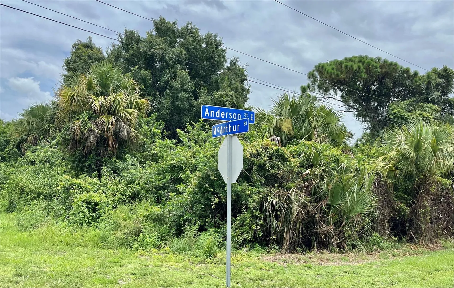 160 Mcarthur Boulevard Lehigh Acres FL 33974