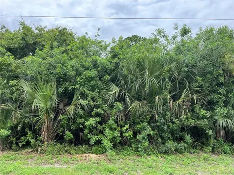 160 Mcarthur Boulevard Lehigh Acres FL 33974