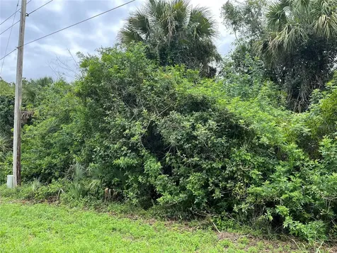 160 Mcarthur Boulevard Lehigh Acres FL 33974