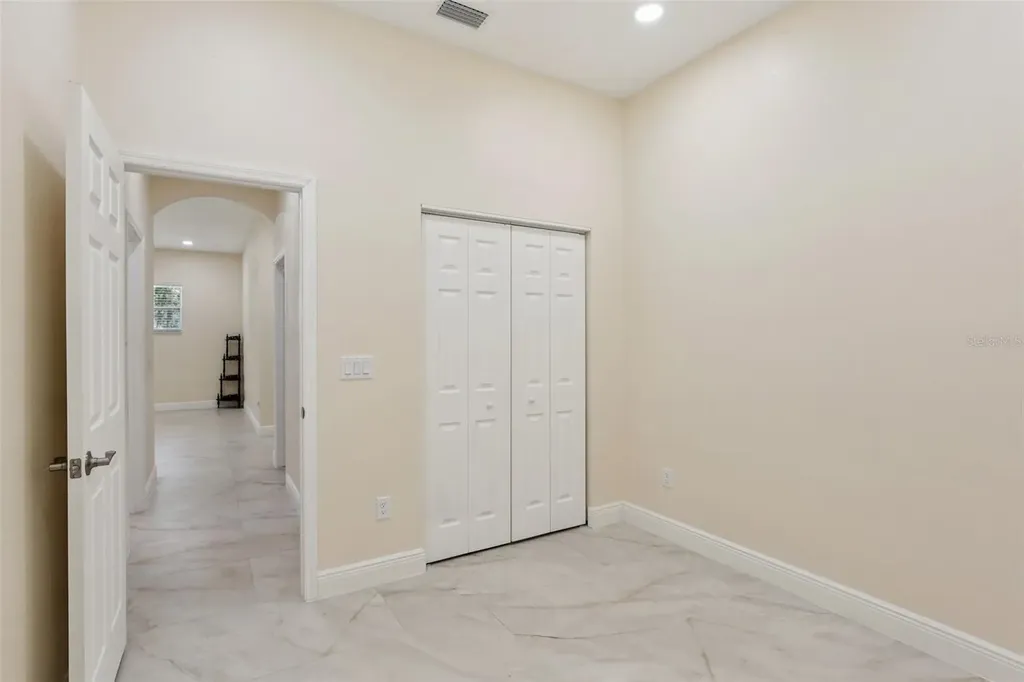 33433 Loop Court Webster FL 33597