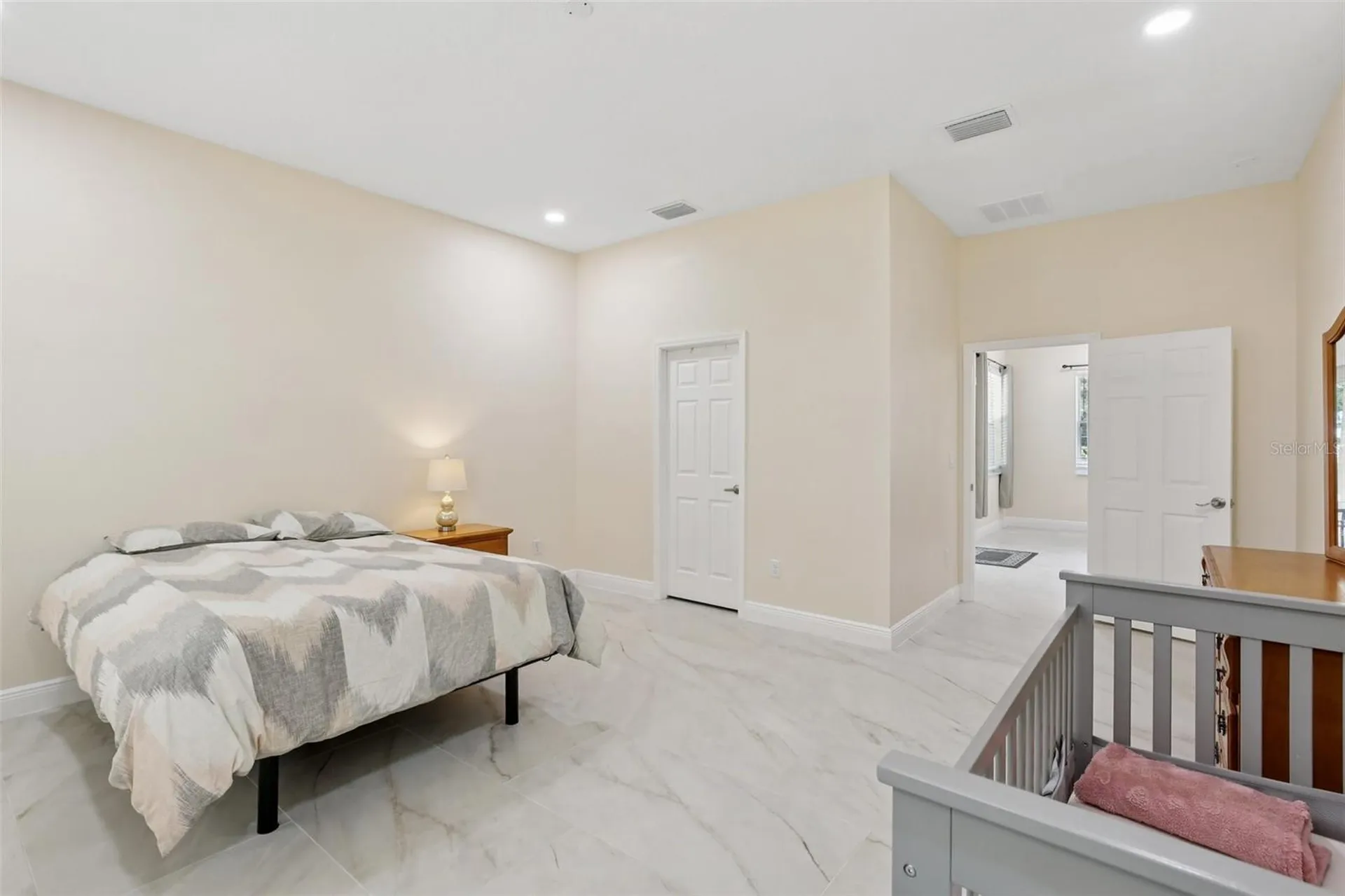 33433 Loop Court Webster FL 33597