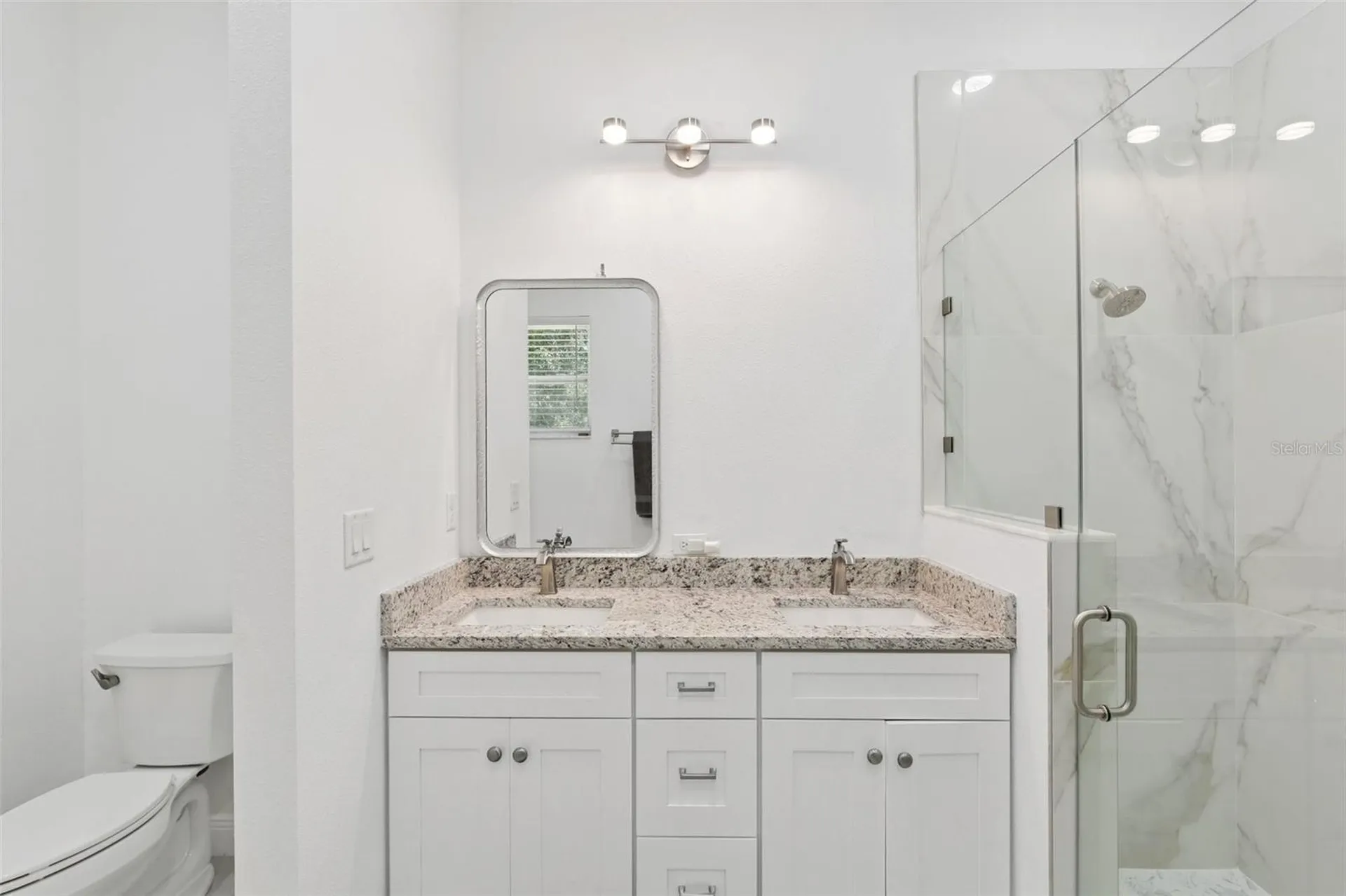 33433 Loop Court Webster FL 33597