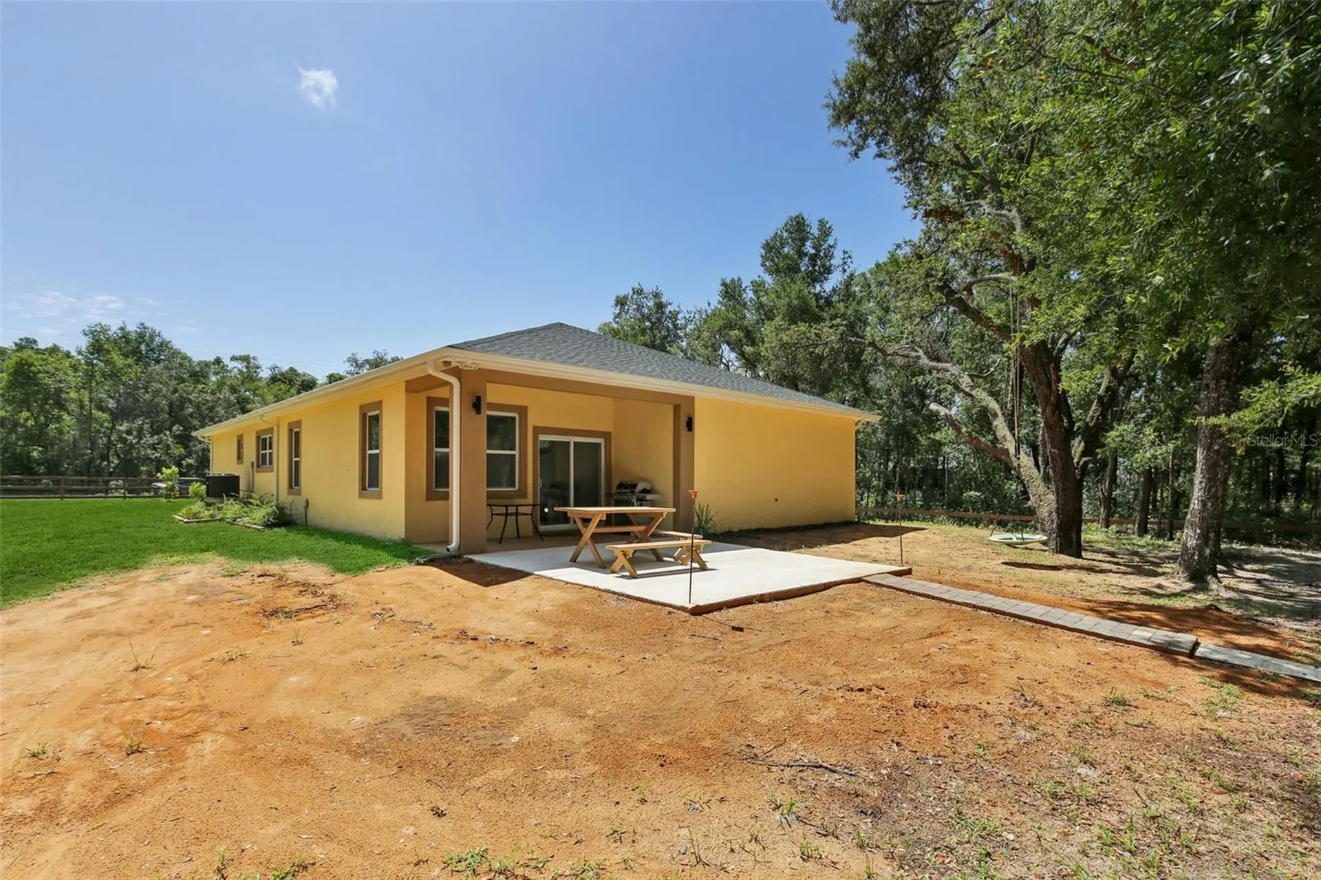 33433 Loop Court Webster FL 33597