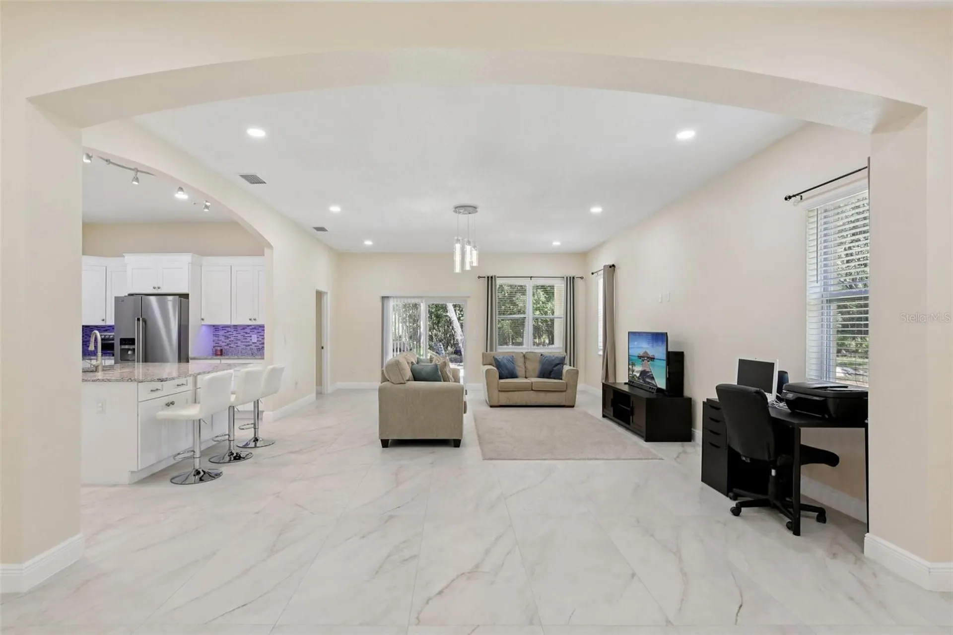 33433 Loop Court Webster FL 33597