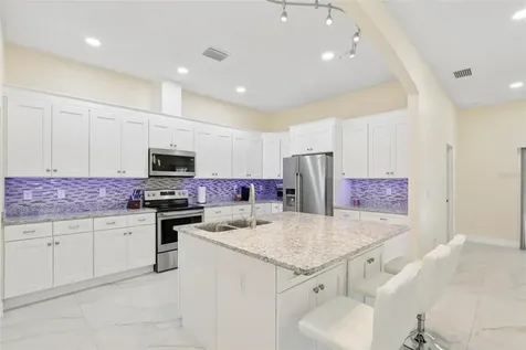 33433 Loop Court Webster FL 33597