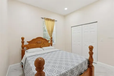 33433 Loop Court Webster FL 33597