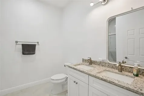 33433 Loop Court Webster FL 33597