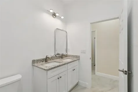 33433 Loop Court Webster FL 33597