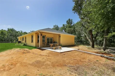 33433 Loop Court Webster FL 33597