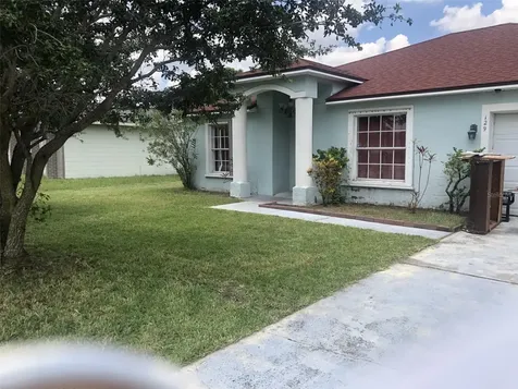 129 Acapulco Drive Kissimmee FL 34743