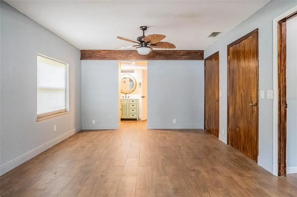 252 W Brookins Avenue Eagle Lake FL 33839
