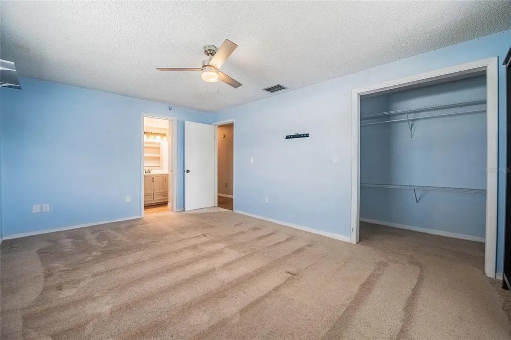 252 W Brookins Avenue Eagle Lake FL 33839