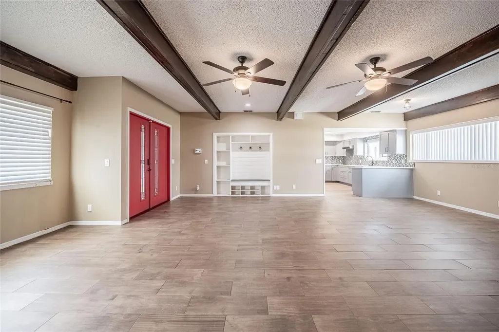 252 W Brookins Avenue Eagle Lake FL 33839