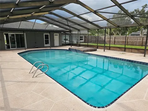 252 W Brookins Avenue Eagle Lake FL 33839